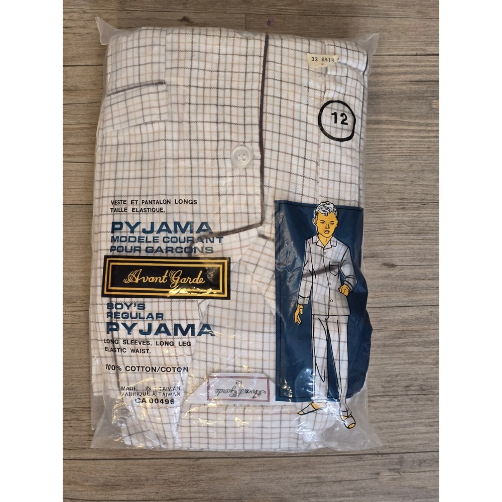 NOS Vintage Avant Garde Boys Size 12 Flannel  Plaid‎ Pyjama Set